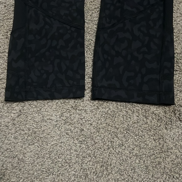 Lululemon black leggings - Picture 6 of 6